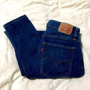 High Rise Skinny Levi Jeans